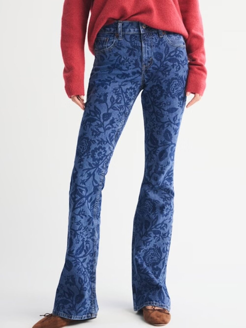 NWOT Mid Rise Bootcut Floral Print Jean